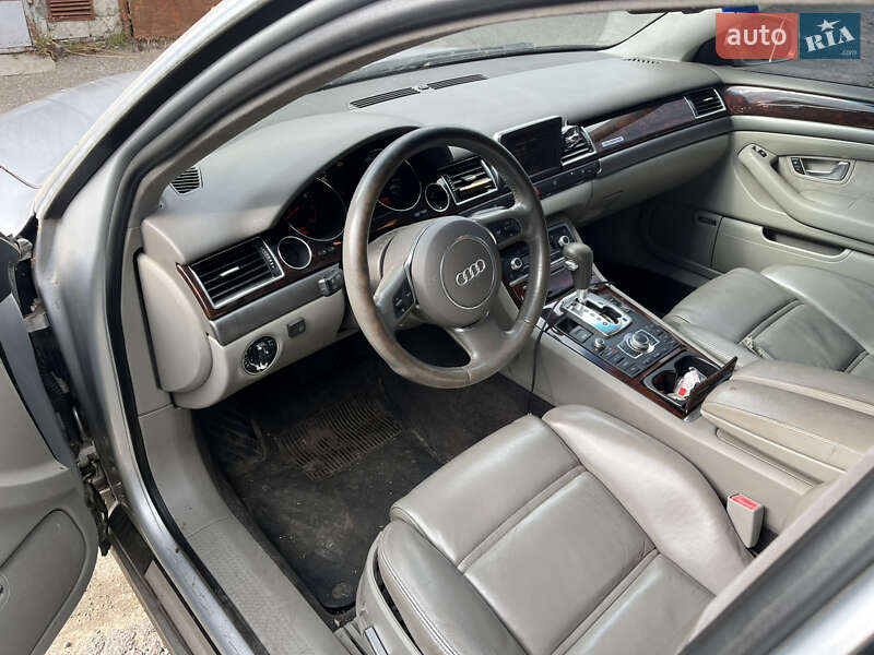 Седан Audi A8 2003 в Харкові