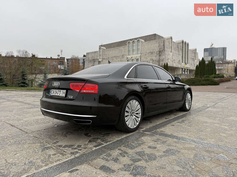 Седан Audi A8 2013 в Киеве