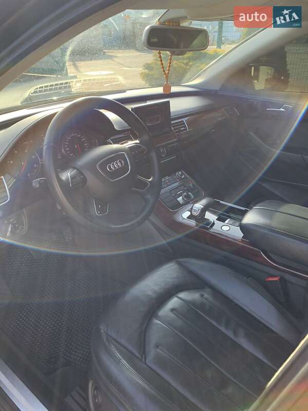 Седан Audi A8 2012 в Кременчуге фото 13 Седан Audi A8 2012 в Кременчуге