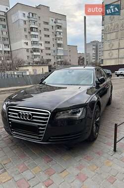 Седан Audi A8 2012 в Кременчуці