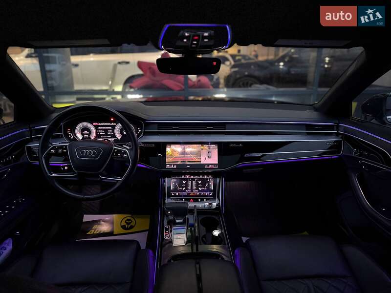 Седан Audi A8 2019 в Ивано-Франковске