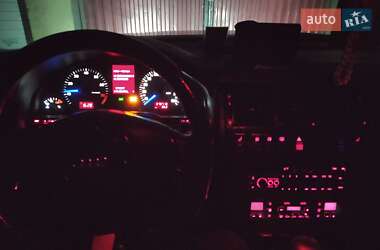 Седан Audi A8 1997 в Черновцах