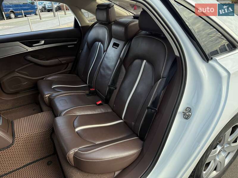Седан Audi A8 2012 в Киеве фото 12 Седан Audi A8 2012 в Киеве
