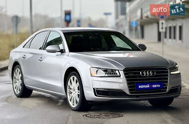 Седан Audi A8 2015 в Киеве