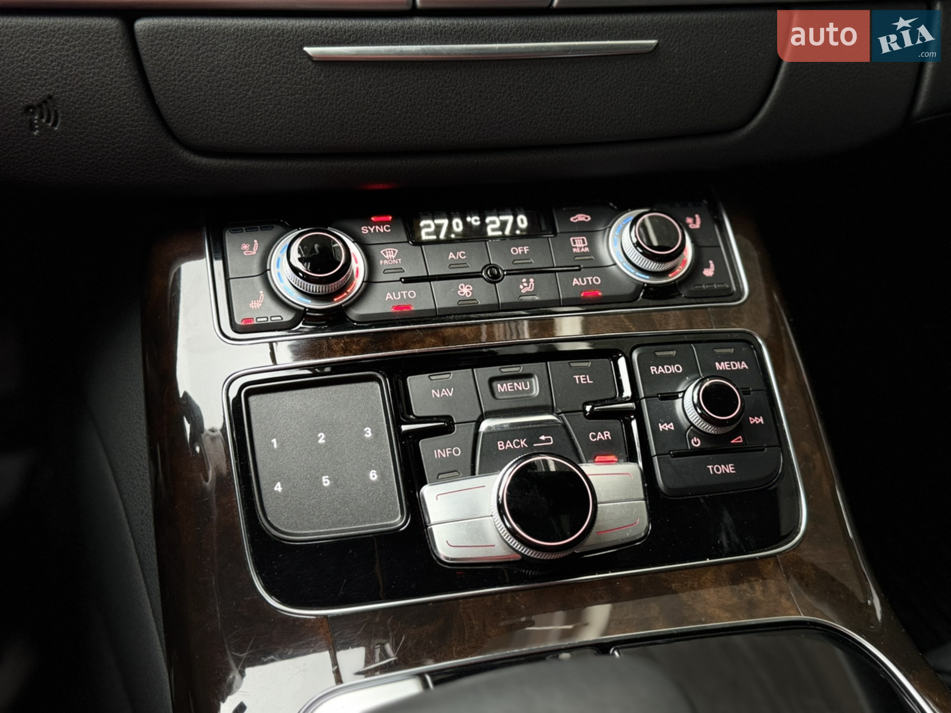 2015 Audi A8 - мініатюра 12