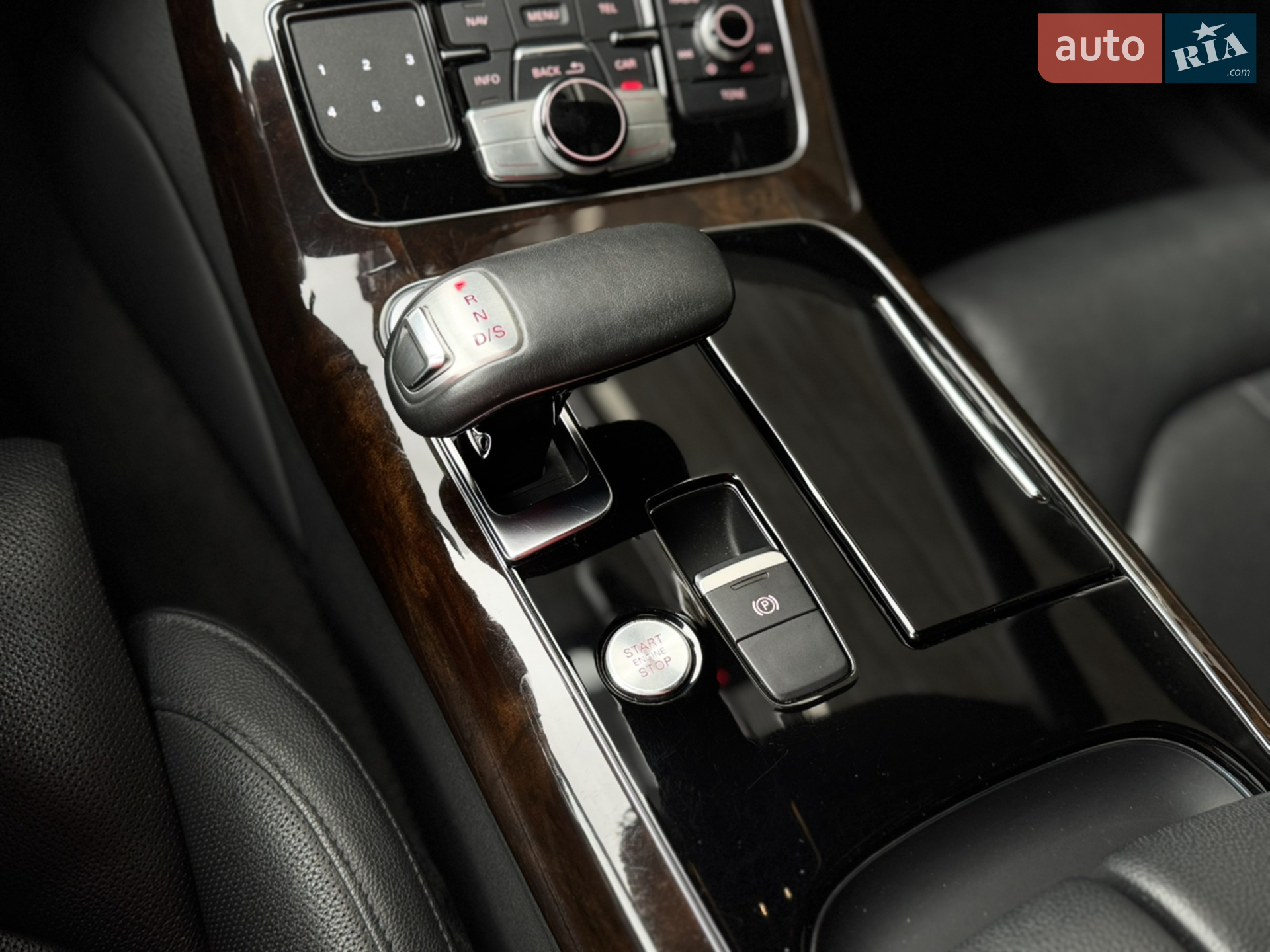 2015 Audi A8 - мініатюра 14