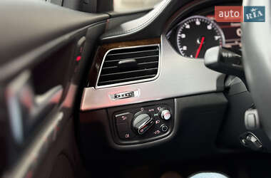 Седан Audi A8 2015 в Киеве