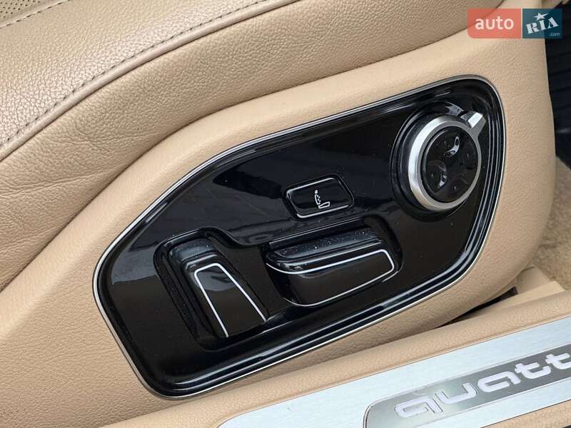 Седан Audi A8 2017 в Запорожье