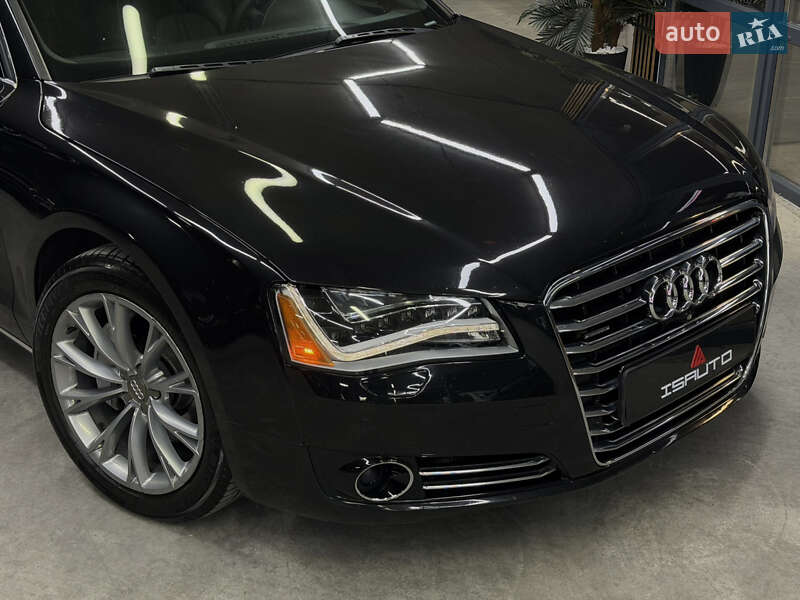 Седан Audi A8 2013 в Одессе