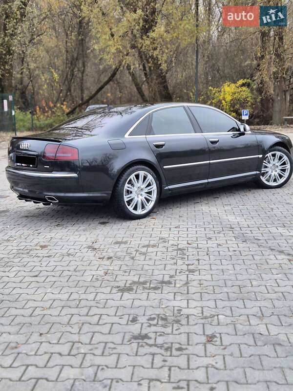 Седан Audi A8 2003 в Хмельницком