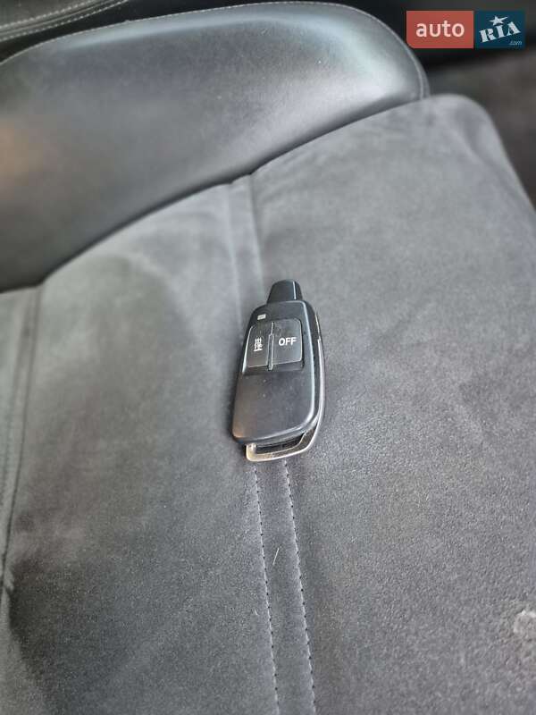 Седан Audi A8 2003 в Хмельницком