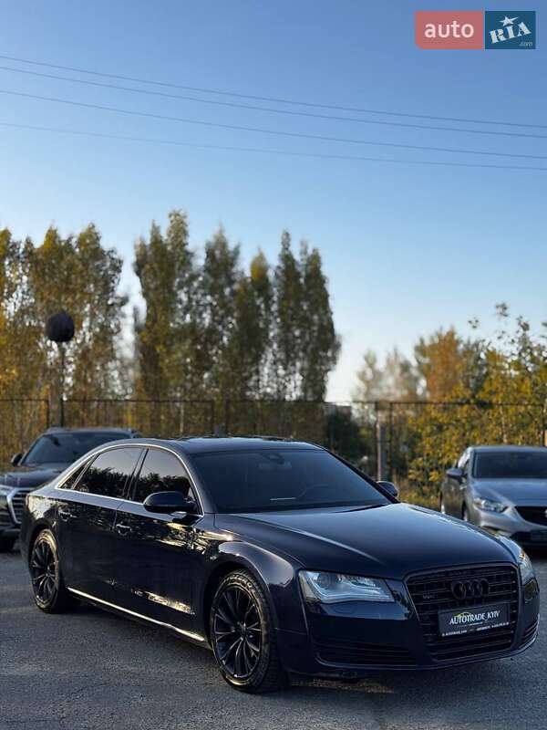 Седан Audi A8 2013 в Киеве