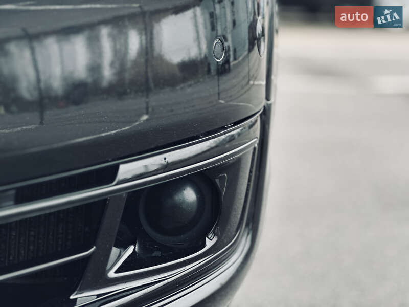 Седан Audi A8 2015 в Кременчуге