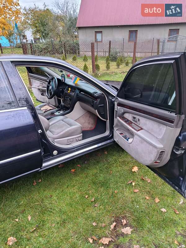 Седан Audi A8 1998 в Великих Мостах
