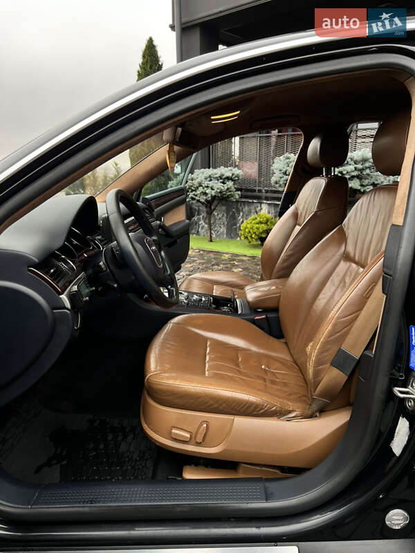 Седан Audi A8 2007 в Виноградові