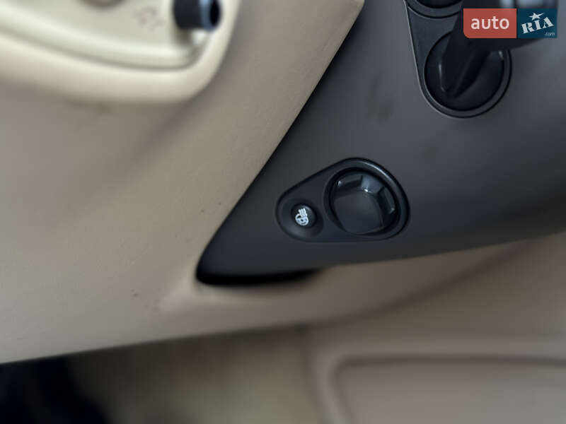 Седан Audi A8 2011 в Ивано-Франковске