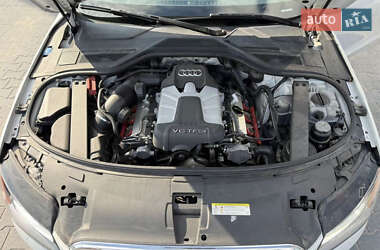 Седан Audi A8 2013 в Киеве
