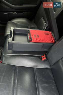 Седан Audi A8 2004 в Львове