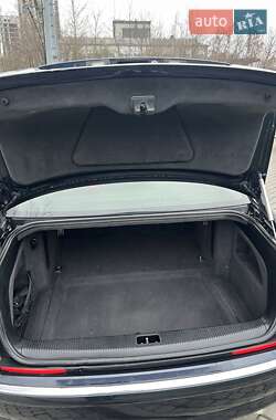 Седан Audi A8 2004 в Львове