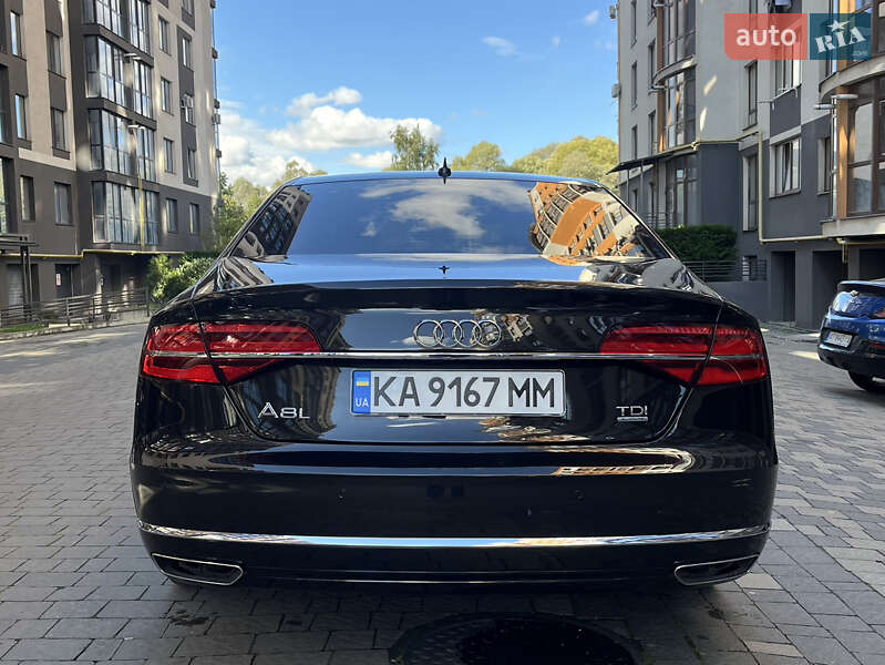 Седан Audi A8 2017 в Виннице