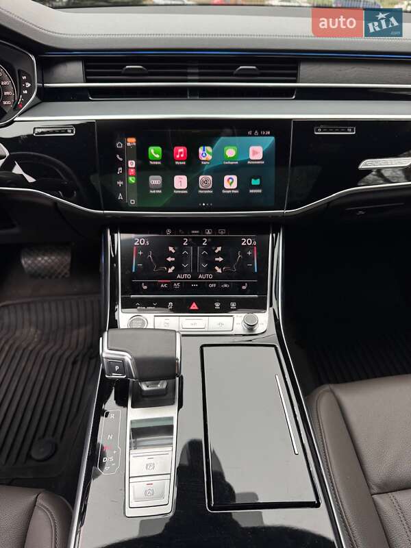 Седан Audi A8 2021 в Києві фото 42 Седан Audi A8 2021 в Києві