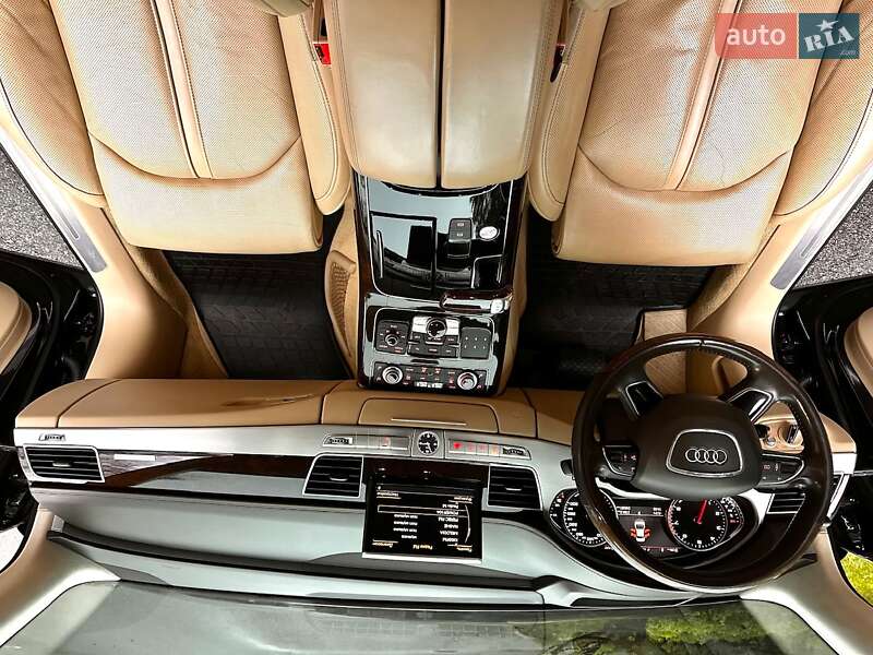 Седан Audi A8 2014 в Киеве