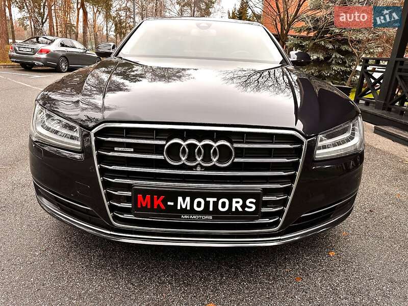 Седан Audi A8 2014 в Киеве