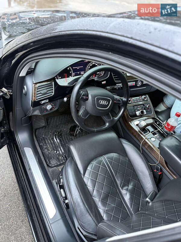 Седан Audi A8 2010 в Киеве фото 15 Седан Audi A8 2010 в Киеве