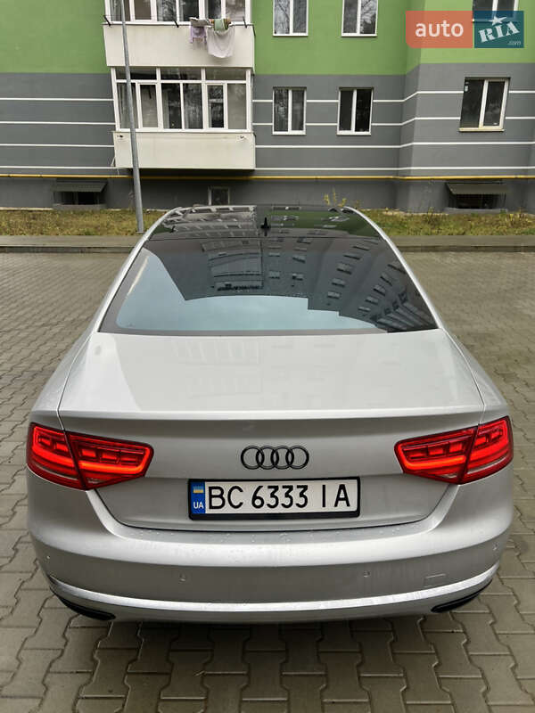 Седан Audi A8 2010 в Новояворовске фото 11 Седан Audi A8 2010 в Новояворовске