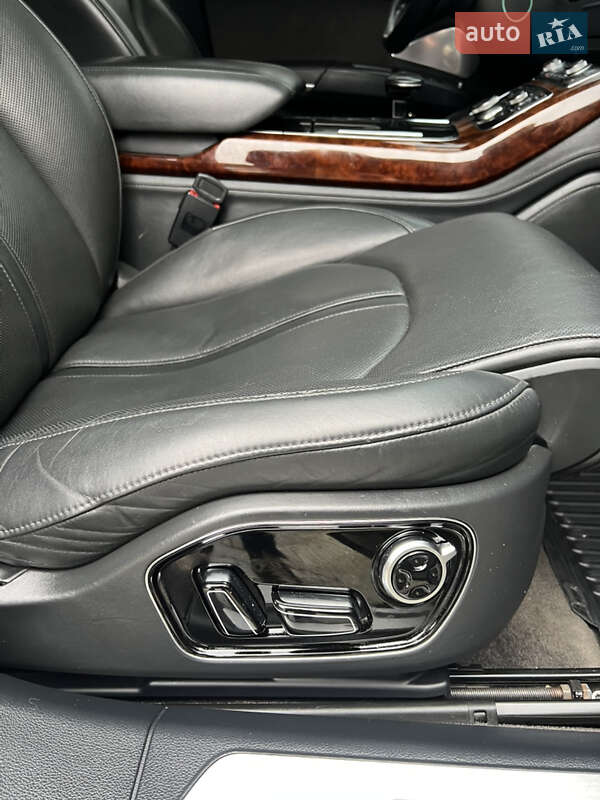 Седан Audi A8 2010 в Новояворовске фото 25 Седан Audi A8 2010 в Новояворовске