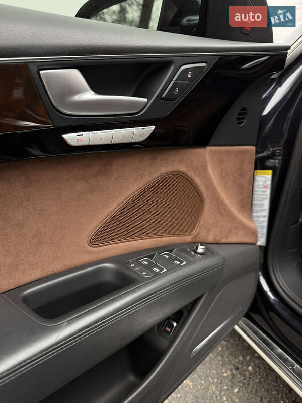 Седан Audi A8 2015 в Днепре фото 17 Седан Audi A8 2015 в Днепре