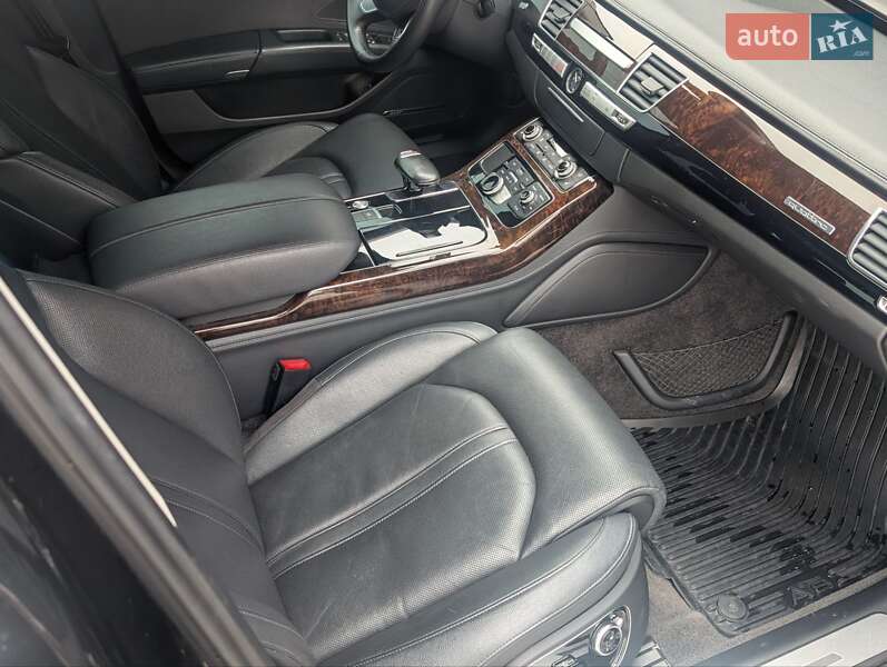 Седан Audi A8 2014 в Борисполе