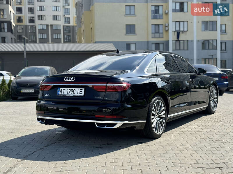 Седан Audi A8 2021 в Ивано-Франковске