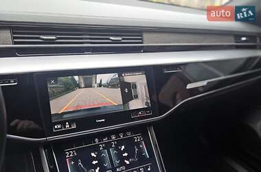 Седан Audi A8 2020 в Тернополе