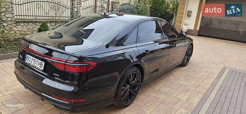Седан Audi A8 2020 в Тернополе