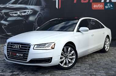 Седан Audi A8 2016 в Львові