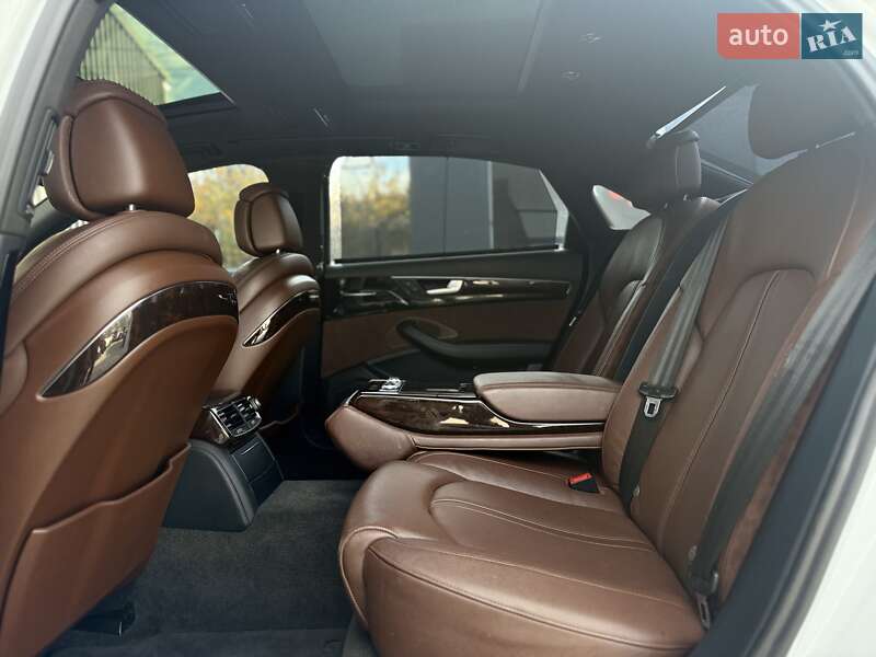 Седан Audi A8 2016 в Львове фото 86 Седан Audi A8 2016 в Львове