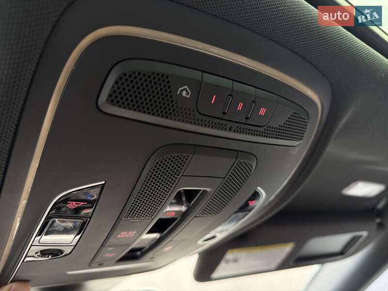 Седан Audi A8 2016 в Львове фото 50 Седан Audi A8 2016 в Львове