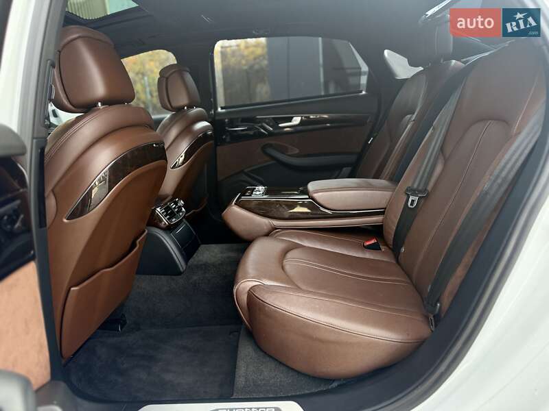 Седан Audi A8 2016 в Львове фото 79 Седан Audi A8 2016 в Львове