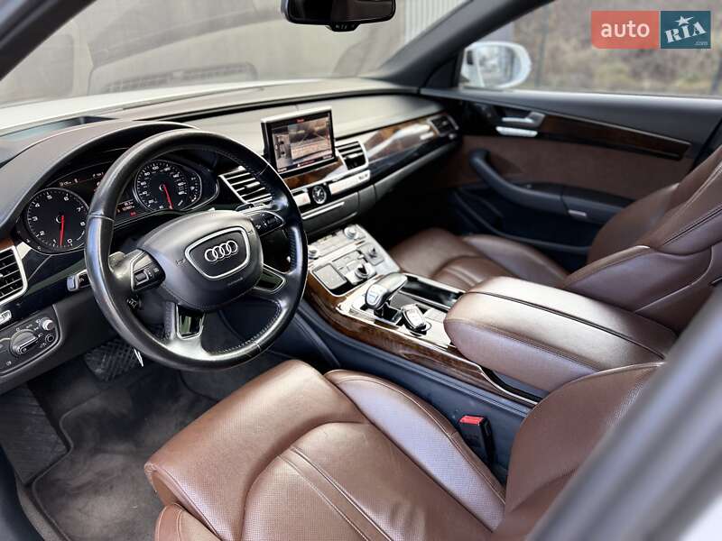 Седан Audi A8 2016 в Львове фото 38 Седан Audi A8 2016 в Львове