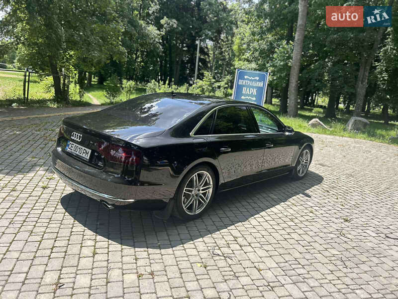 Седан Audi A8 2013 в Сокирянах