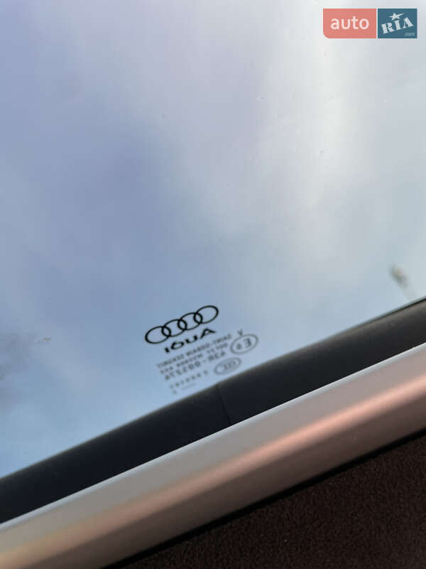 Седан Audi A8 2013 в Кропивницком фото 19 Седан Audi A8 2013 в Кропивницком