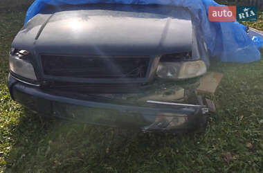 Седан Audi A8 2000 в Белых Ославах