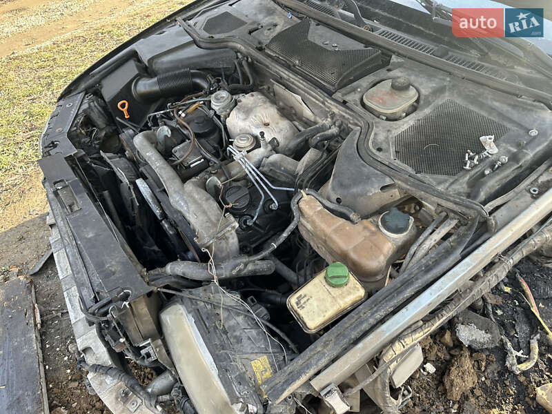 Седан Audi A8 2000 в Белых Ославах фото 10 Седан Audi A8 2000 в Белых Ославах