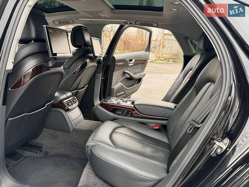 Седан Audi A8 2014 в Киеве фото 23 Седан Audi A8 2014 в Киеве