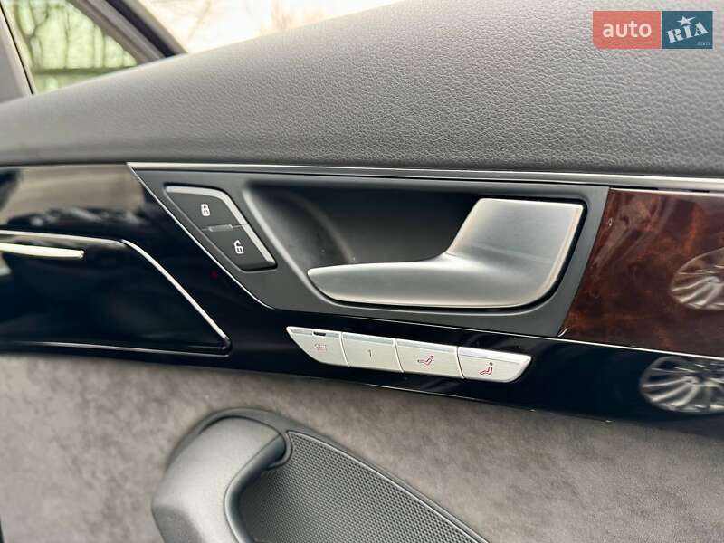Седан Audi A8 2014 в Киеве фото 36 Седан Audi A8 2014 в Киеве