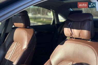 Седан Audi A8 2015 в Киеве