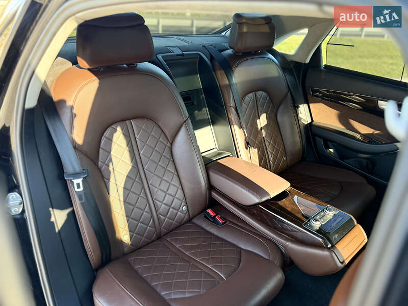 Седан Audi A8 2015 в Киеве фото 15 Седан Audi A8 2015 в Киеве