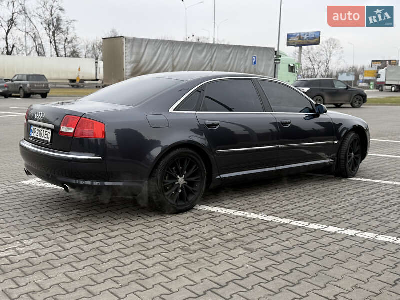 Седан Audi A8 2004 в Киеве