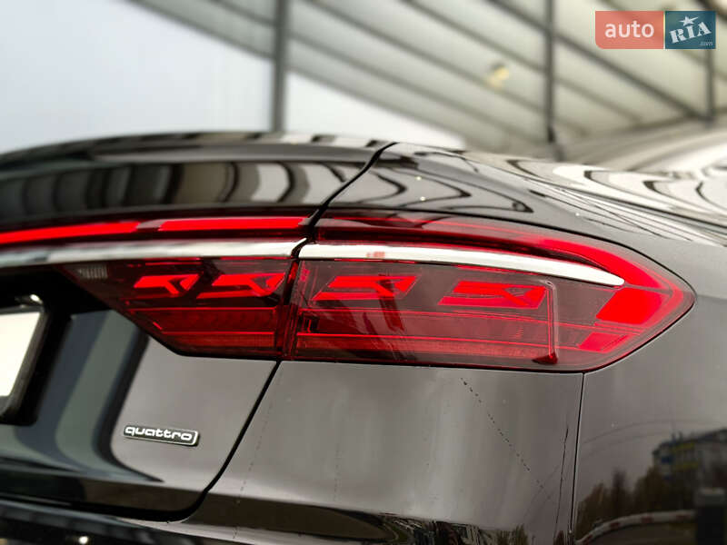 Седан Audi A8 2024 в Хмельницком